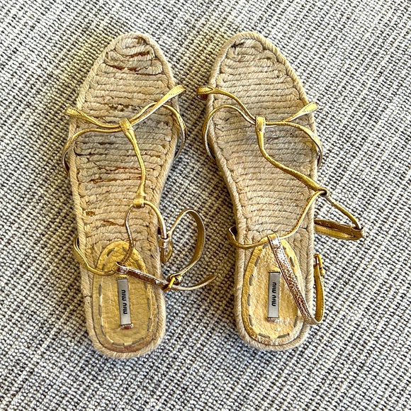 Miu Miu Gold Sandals Size 39 - Picture 1 of 3